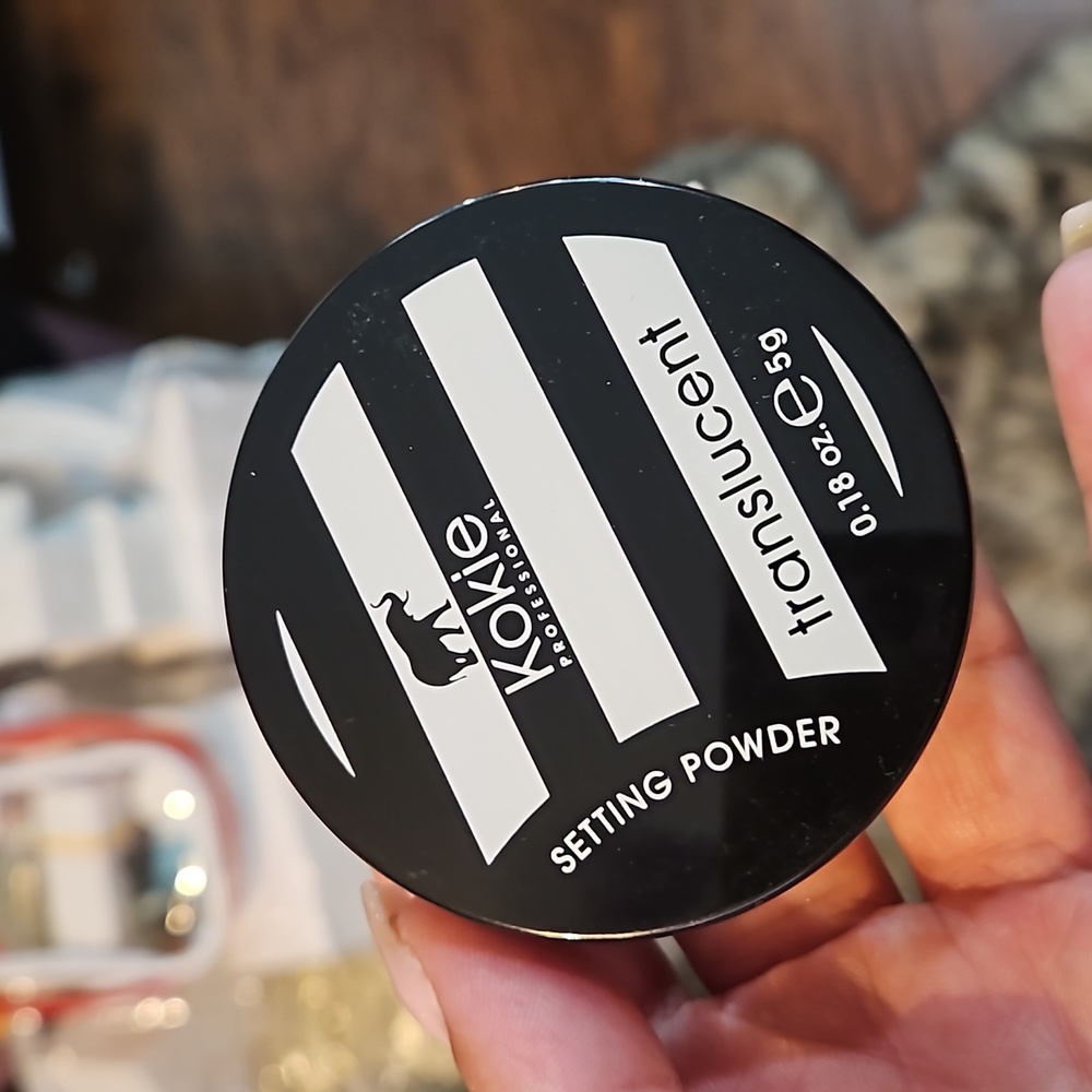 Kokie Natural Translucent Setting Powder - Picture 2 of 3